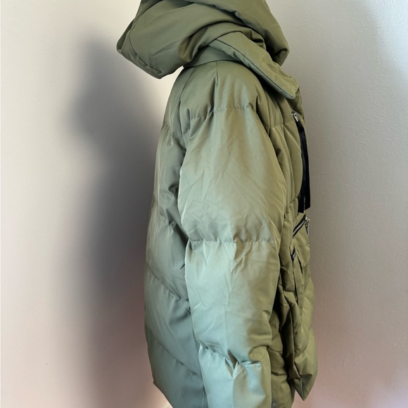 NEW Orolay Women's Thickened Down Jacket Full Zip Hooded Puffer Coat Zip Pockets - Picture 3 of 14